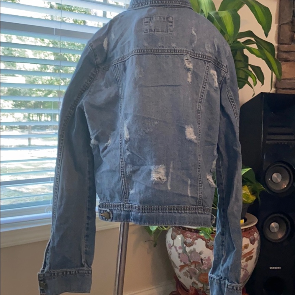 Jean jacket- medium - Picture 4 of 4